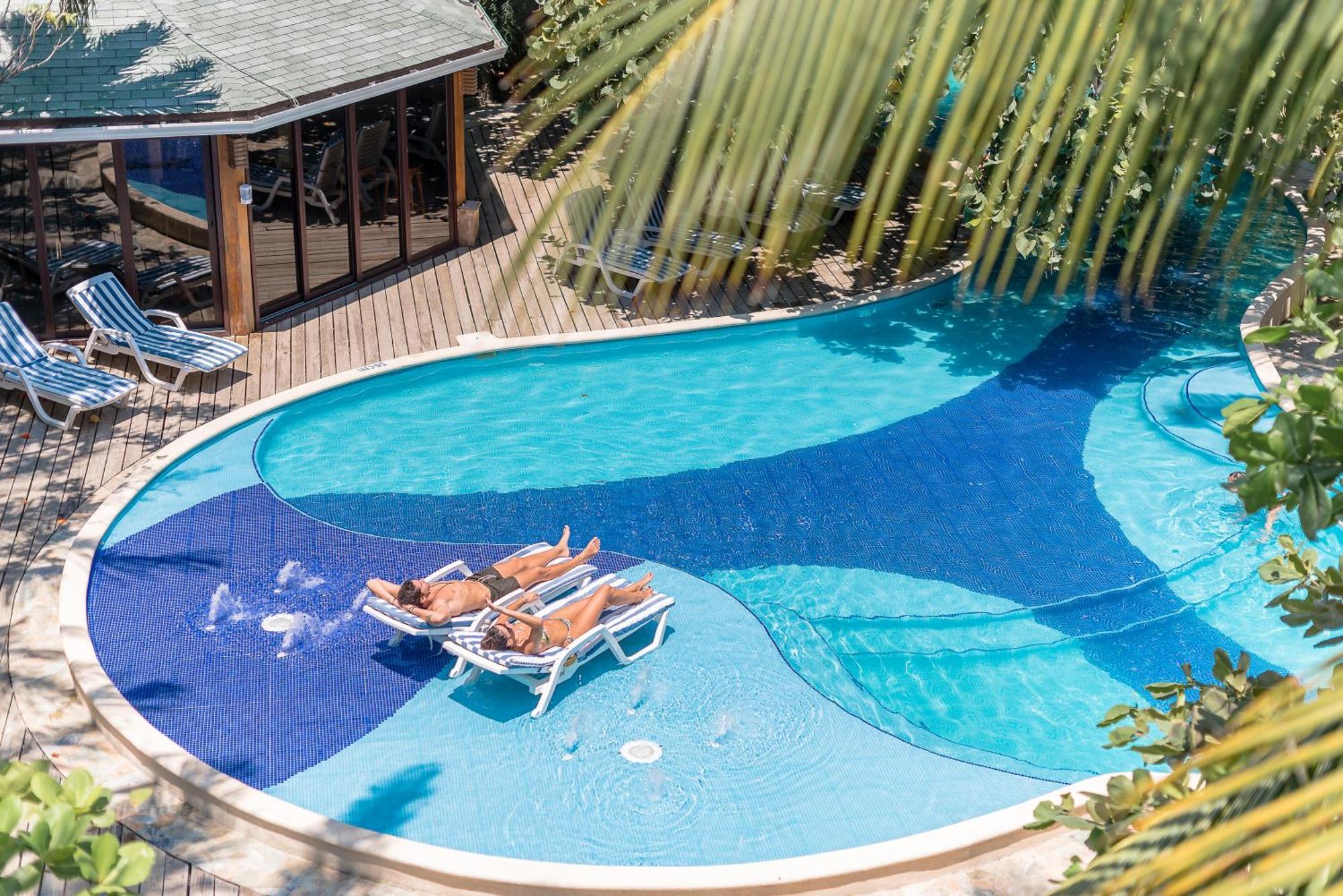 Paradise Beach Hotel & Resort Вест-Бей Екстер'єр фото