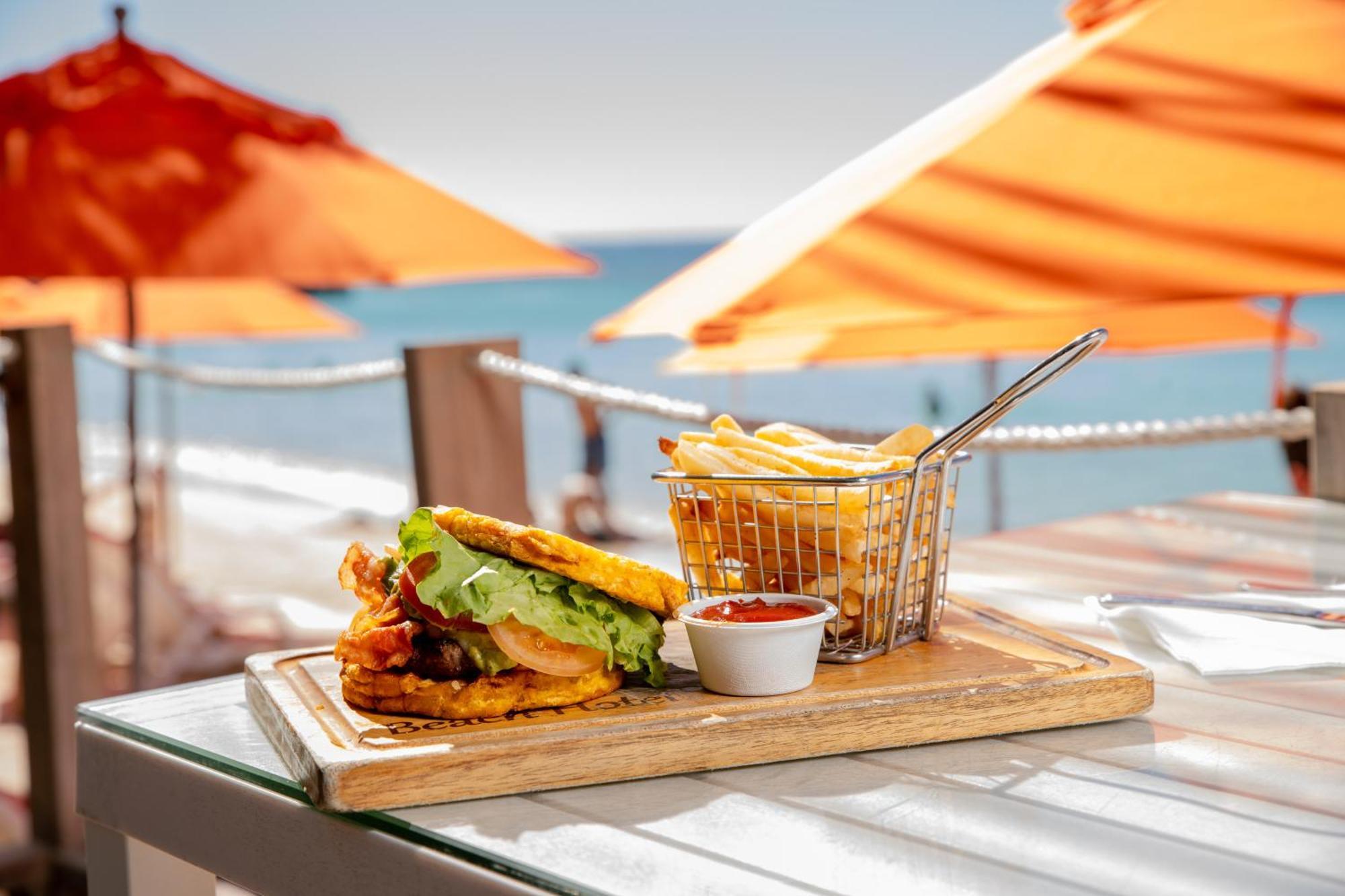 Paradise Beach Hotel & Resort Вест-Бей Екстер'єр фото